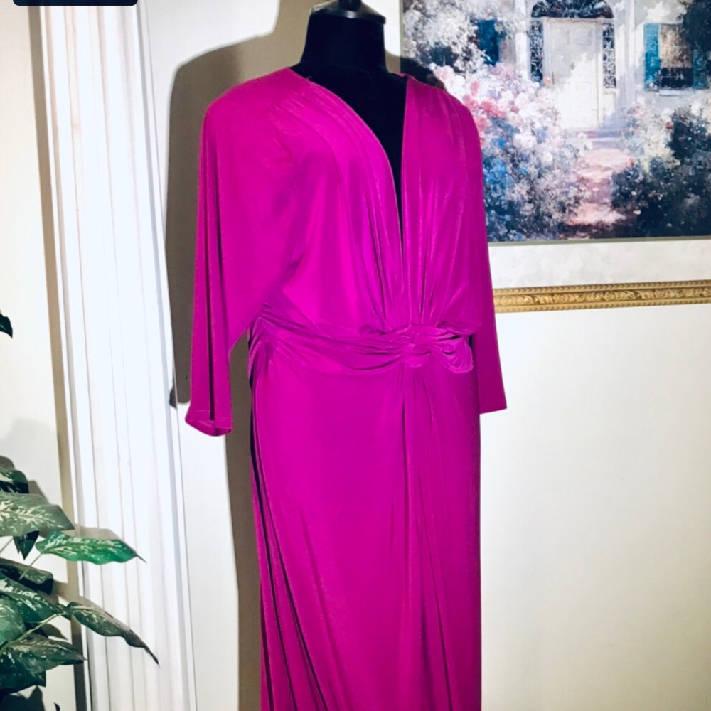 Love Spell maxi dress. Slinky, drapes nicely!!